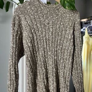 Classic Ribbed Crewneck Sweater in Brown Heather